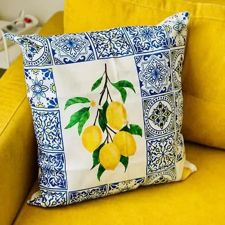 Positano アパート ヴァルナ